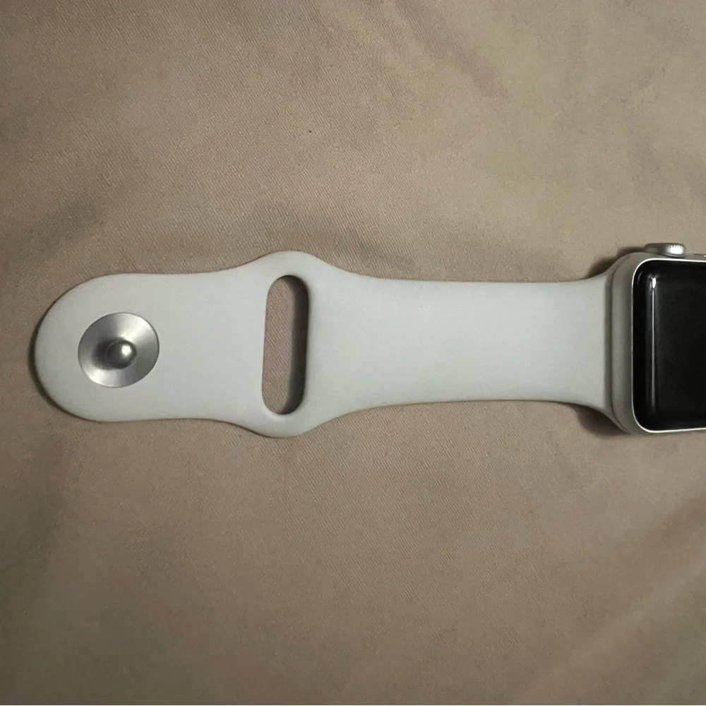 Apple Watch Series 3 - Silver - Picture 3 of 14
